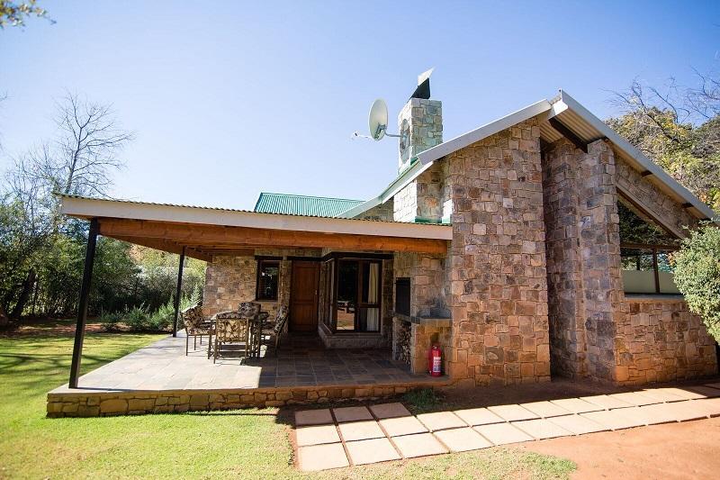 Big Oak Cottages Dullstroom Eksteriør bilde